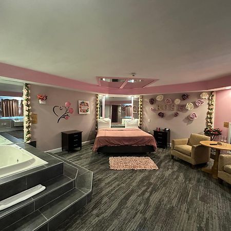 Inn Of The Dove - Romantic Luxury Suites With Jacuzzi & Fireplace At Harrisburg-Hershey-Philadelphia, Pa Exterior foto